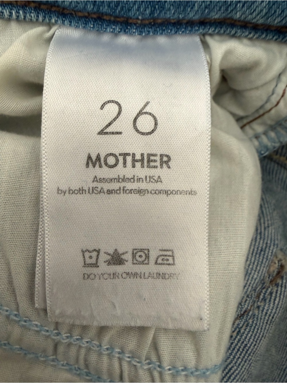 Mother The Hustler Ankle Jeans in California Cruiser 26 - Picture 8 of 11